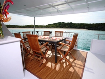 Slumber Venture -  Aft Deck.jpg