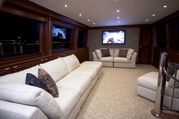Spirit of Two Thousand and Ten  -  Skylounge.jpg