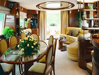 Stella of the North - Formal Dining.jpg