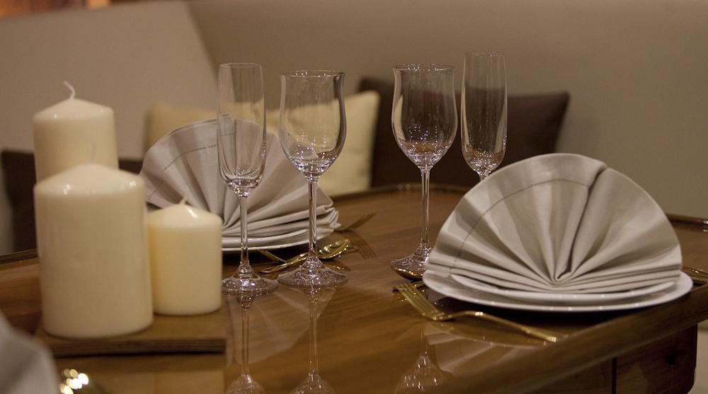 Stereden Ann Esperanz -    Dining Detail.jpg