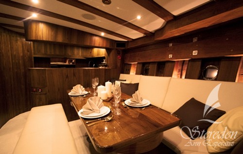 Stereden Ann Esperanz - Formal Dining.jpg