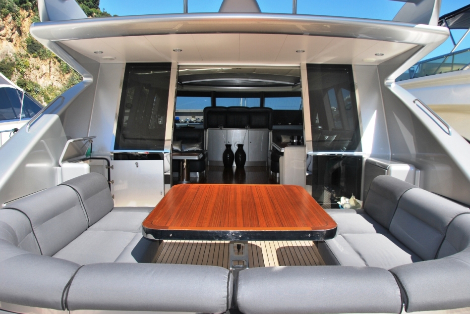 Still Ruthless - Aft Deck and Al fresco Dining.jpg