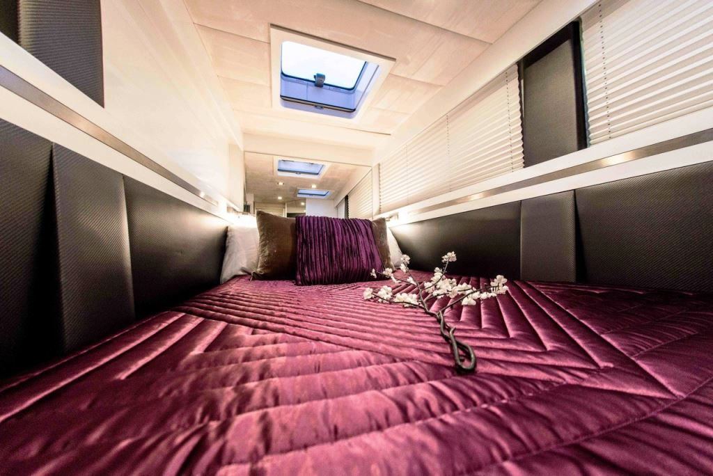 Sunreef 62 Cat FIREFLY -  Guest Cabin.jpg