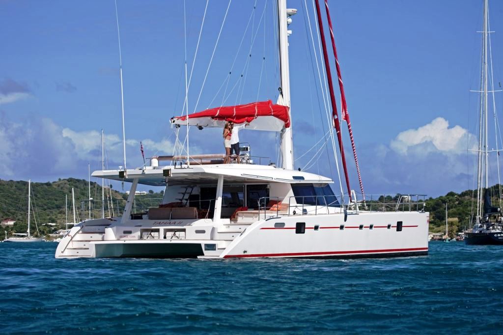 Sunreef 62 Cat FIREFLY -  Main.jpg