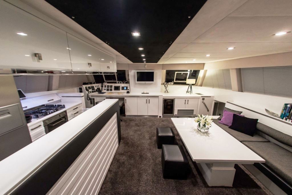 Sunreef 62 Cat FIREFLY -  Salon.jpg