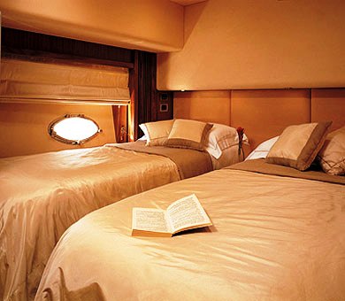 Sunseeker SAMANA -  Twin Cabin.jpg