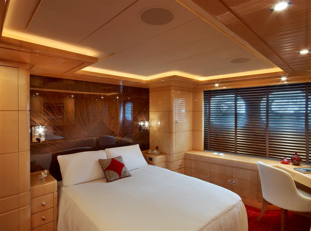 Superyacht 360 -  Double Cabin.jpg