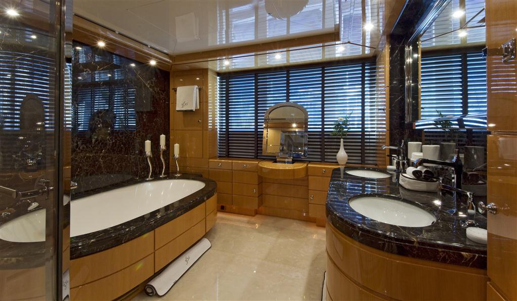 Superyacht 360 -  Master Bathroom.jpg