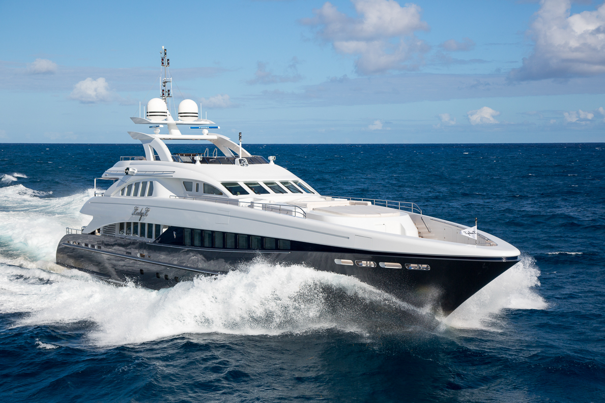 Superyacht Lady L - Photo courtesy of Alexis Andrews.jpg