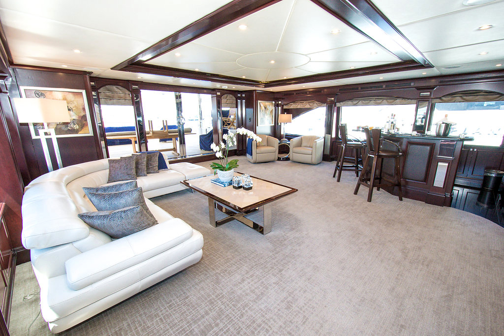 Superyacht REBEL - Upper salon.jpg