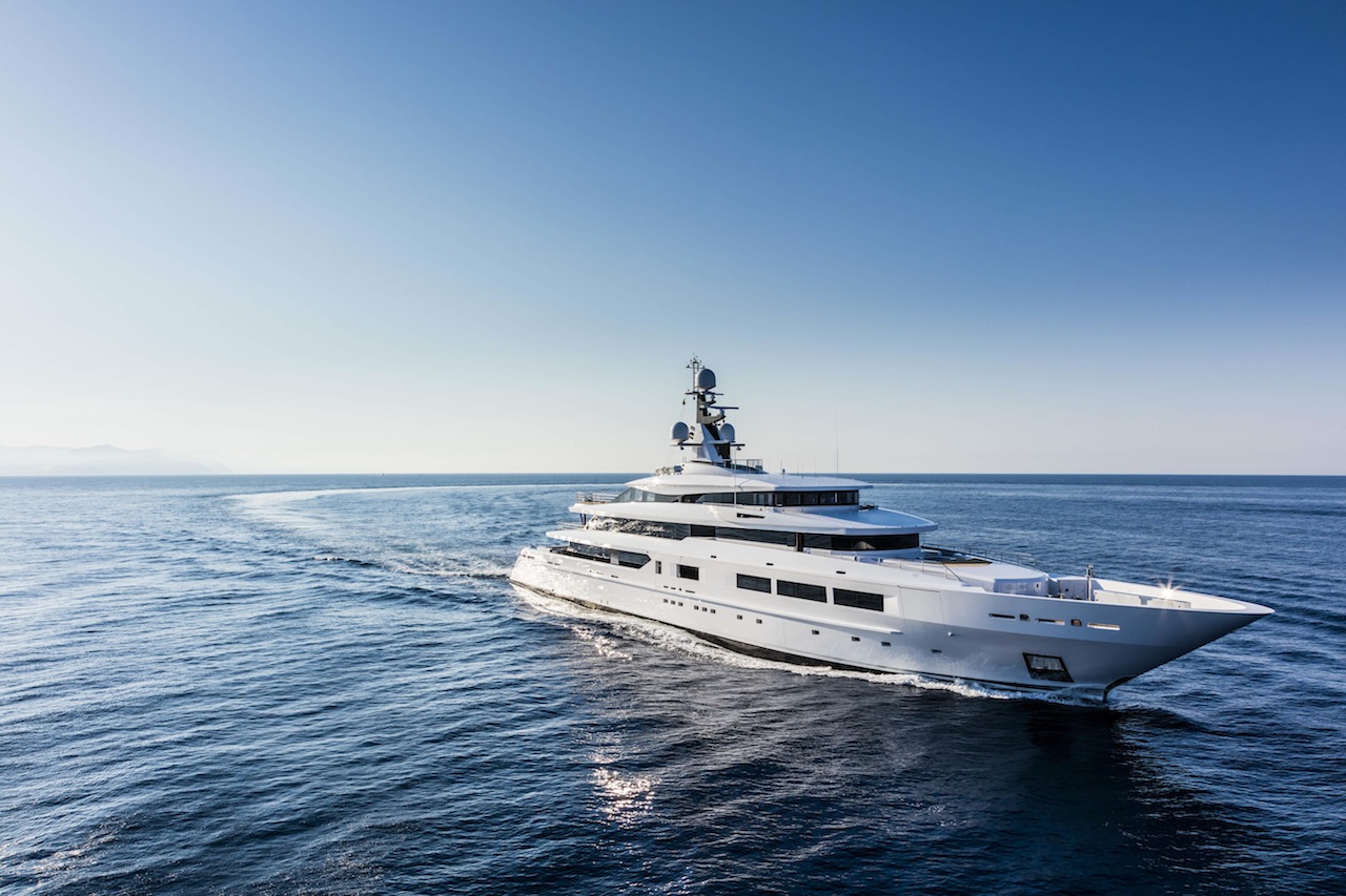 TANKOA 693 motor yacht SUERTE.jpg