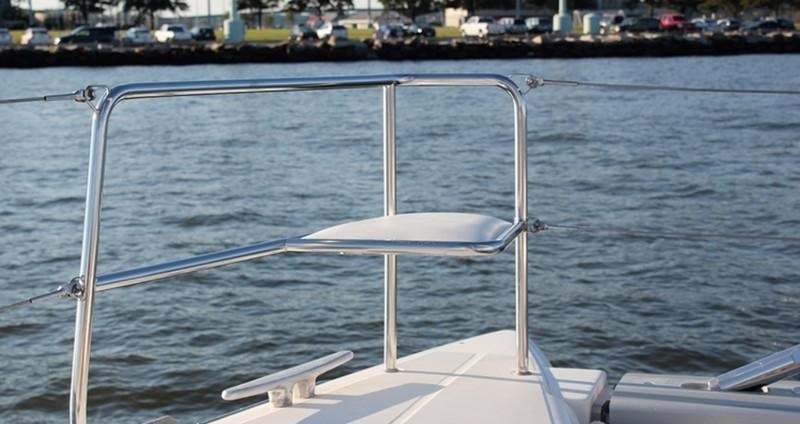 TELL STAR - Bow seating.jpg