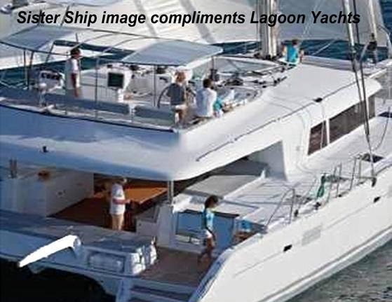 TELL STAR 62 - Flybridge.jpg