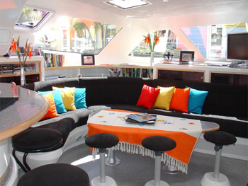 TOUCAN PLAY TWO -  Salon.jpg