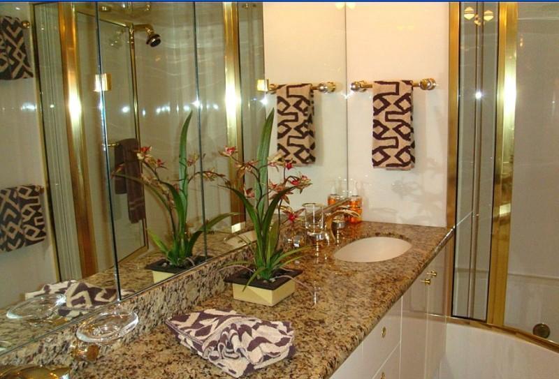 TRES HERMANOS III  -  Master Bath.jpg