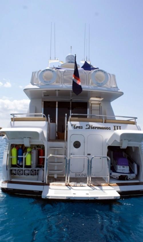 TRES HERMANOS III  -  Swim Platform and Toys.jpg