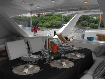 Takapuna - Alfresco Dining.jpg