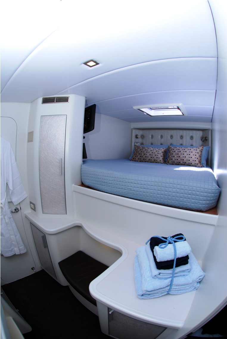 Te Okupu fwd guest cabin.JPG