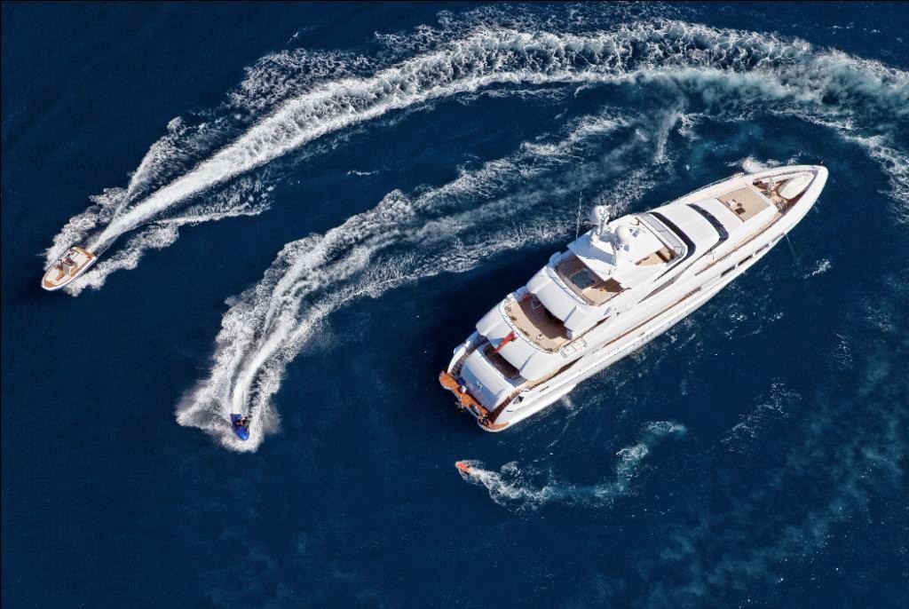 The MondoMarine Superyacht Manifiq and toys - Image credit Luca Dini Design.jpg