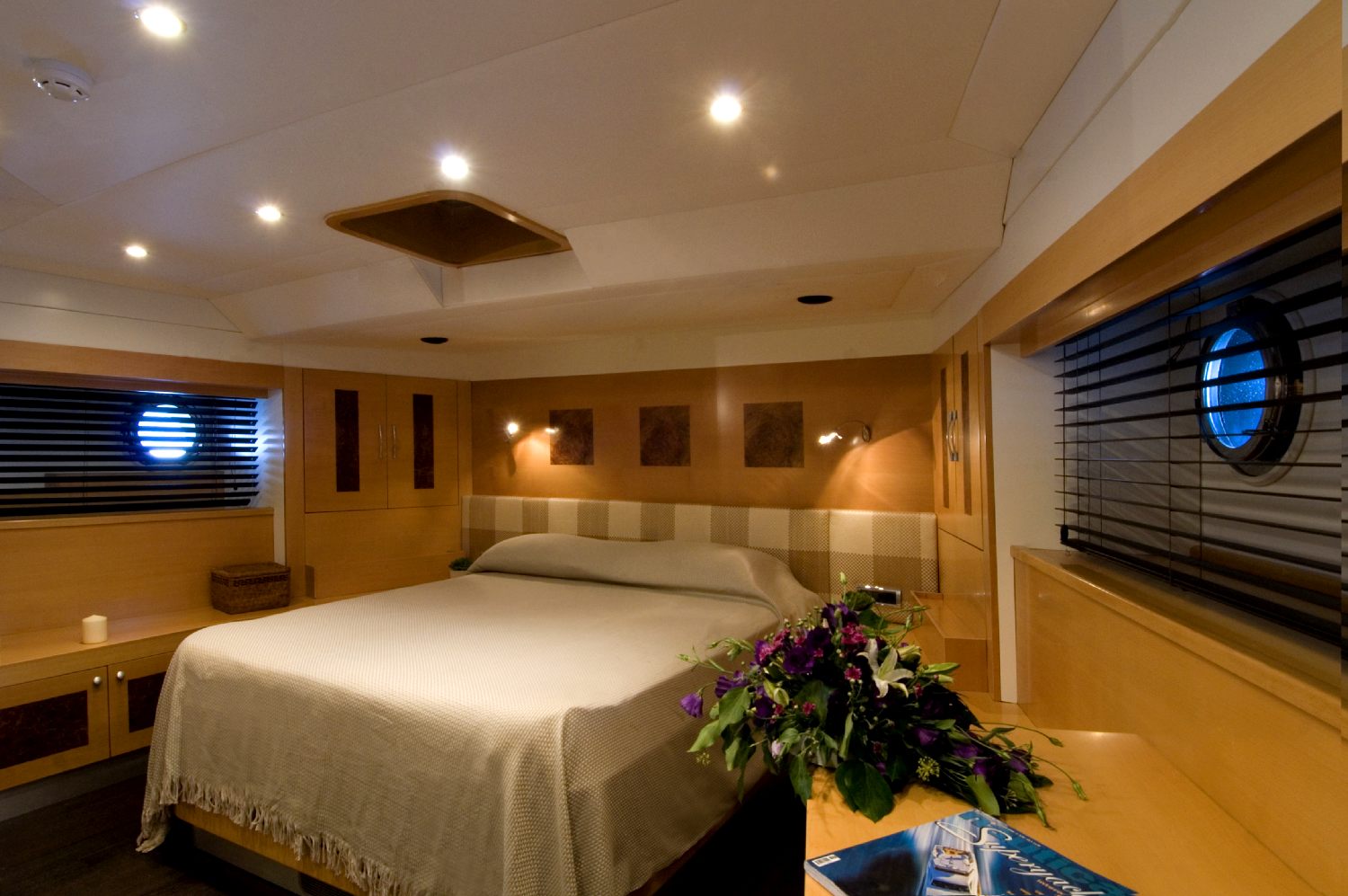 Tiger - Foreward Master Cabin.jpg