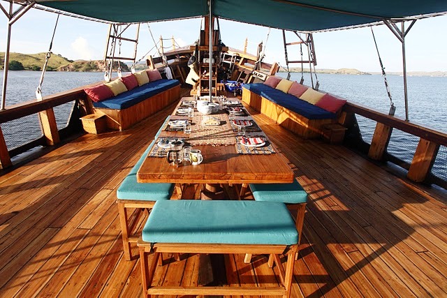 Tiger Blue -  Al fresco Dining.jpg