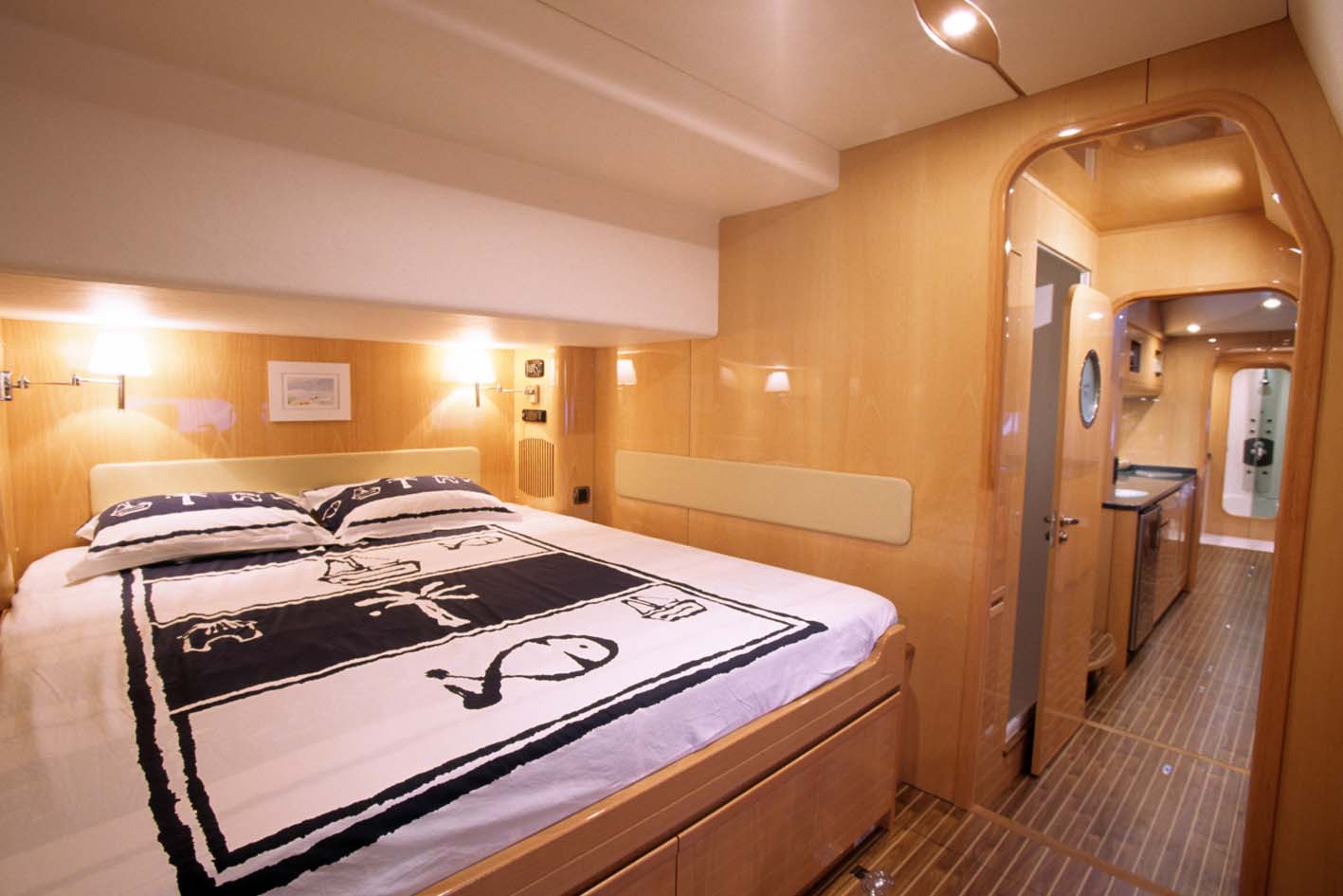 Tiputa - large Aft Cabin.jpg