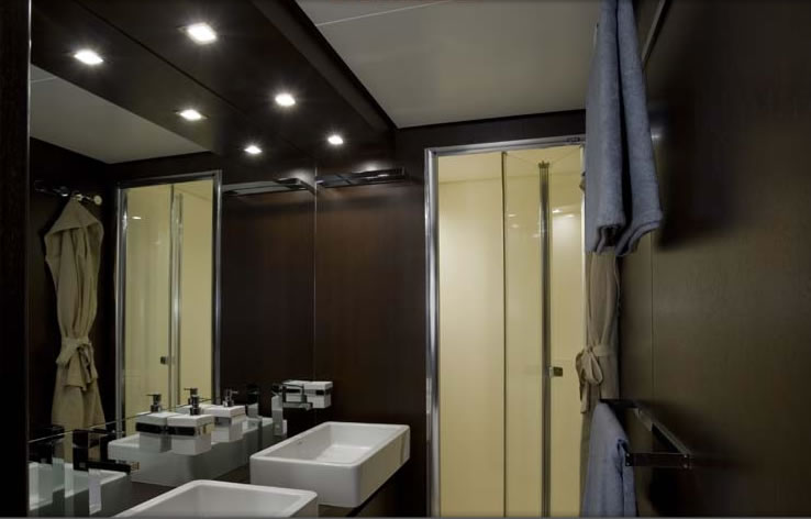 Tourbillon - Bathroom.jpg