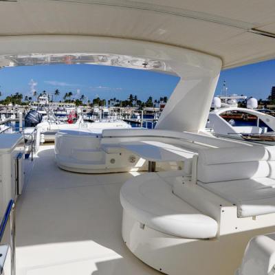 UNFORGETTABLE-Sundeck 2.jpg