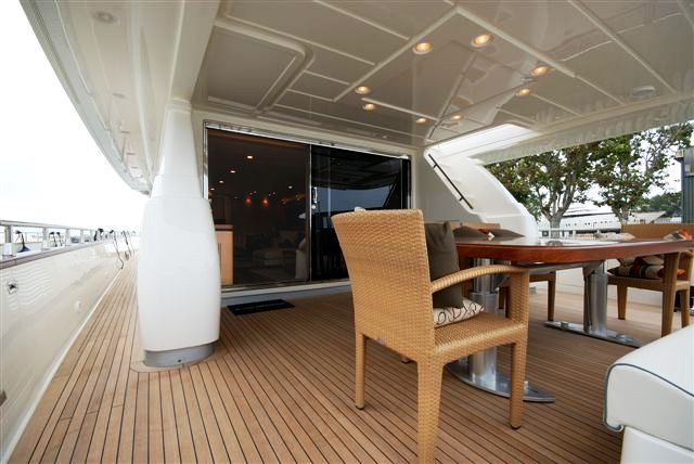 VALENTINA - Aft Deck.jpg