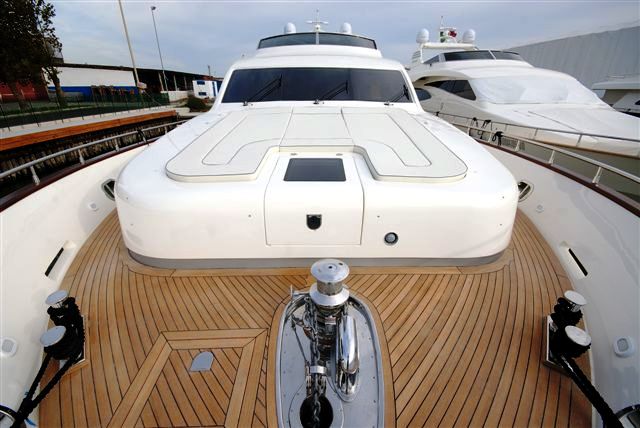 VALENTINA - Fore Deck.jpg