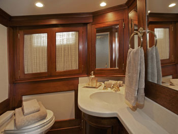 Victorian Rose - Master Cabin.jpg