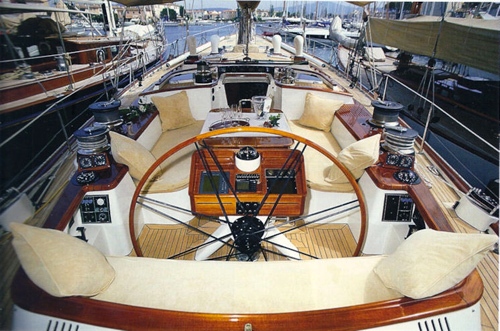 Volterra -  Cockpit.jpg