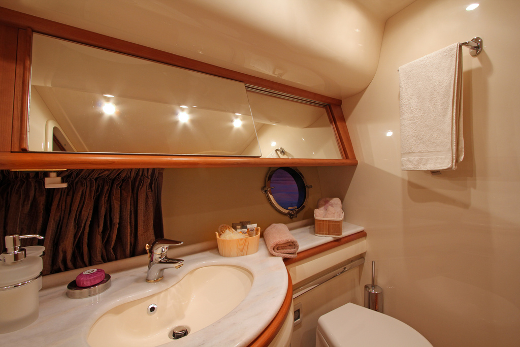 Wiljim -  Bathroom 2.jpg