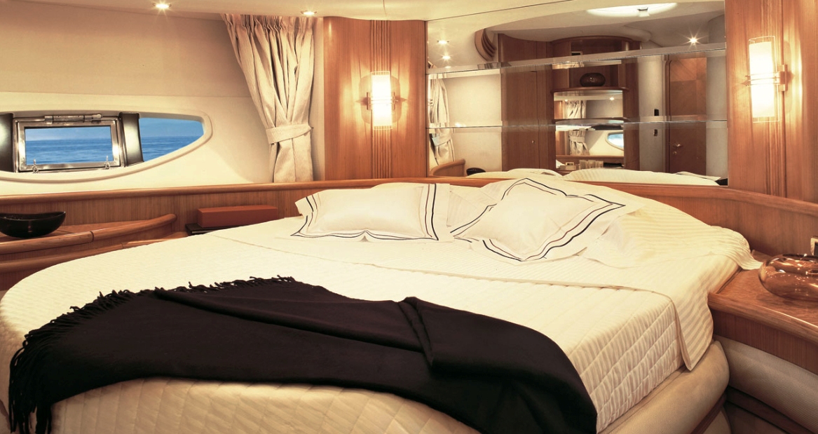 Wini -  VIP Cabin.jpg