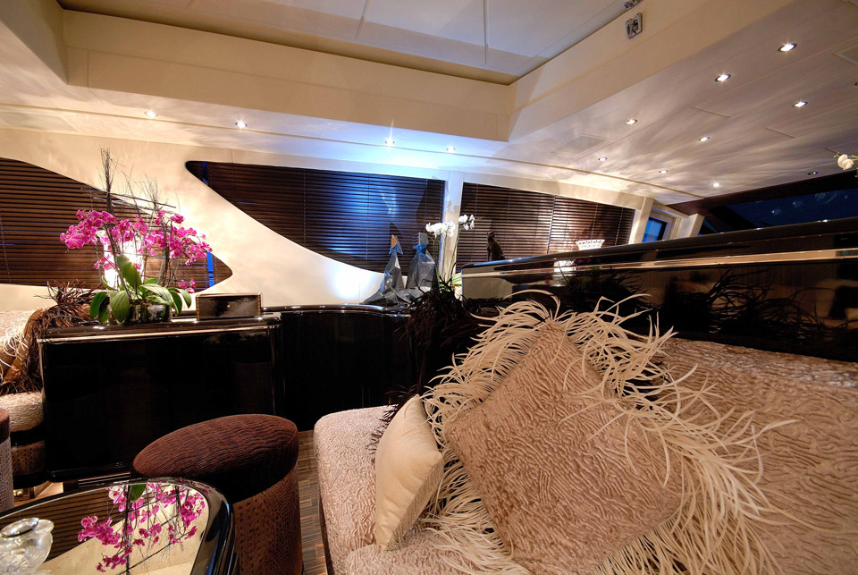 Yacht AFRICAN CAT -  Salon 4.jpg