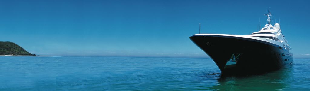 Yacht ALASKA -  Main.jpg