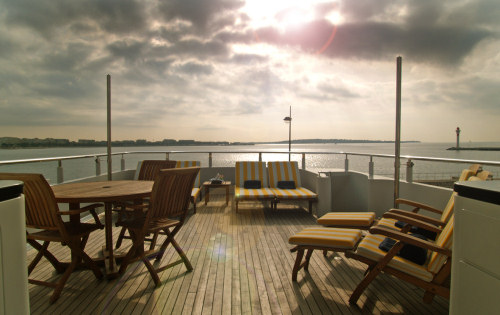 Yacht ALASKA -  Sundeck.jpg