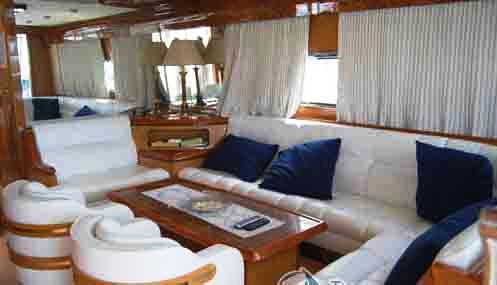 Yacht ALBATROSUN -  Salon Seating.jpg