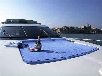 Yacht ALBATROSUN -  Sunpads on Bow.jpg