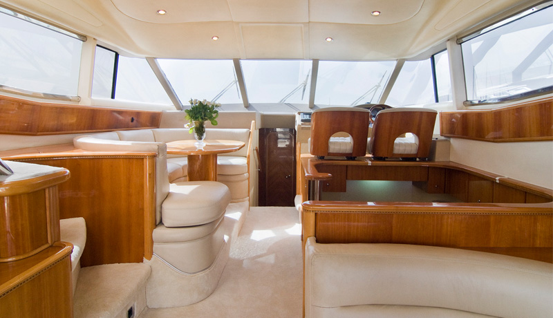 Yacht AMMOS - Salon.jpg