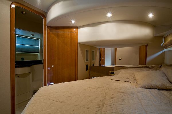 Yacht ARISTOTELIS -  Guest Cabin 2.jpg