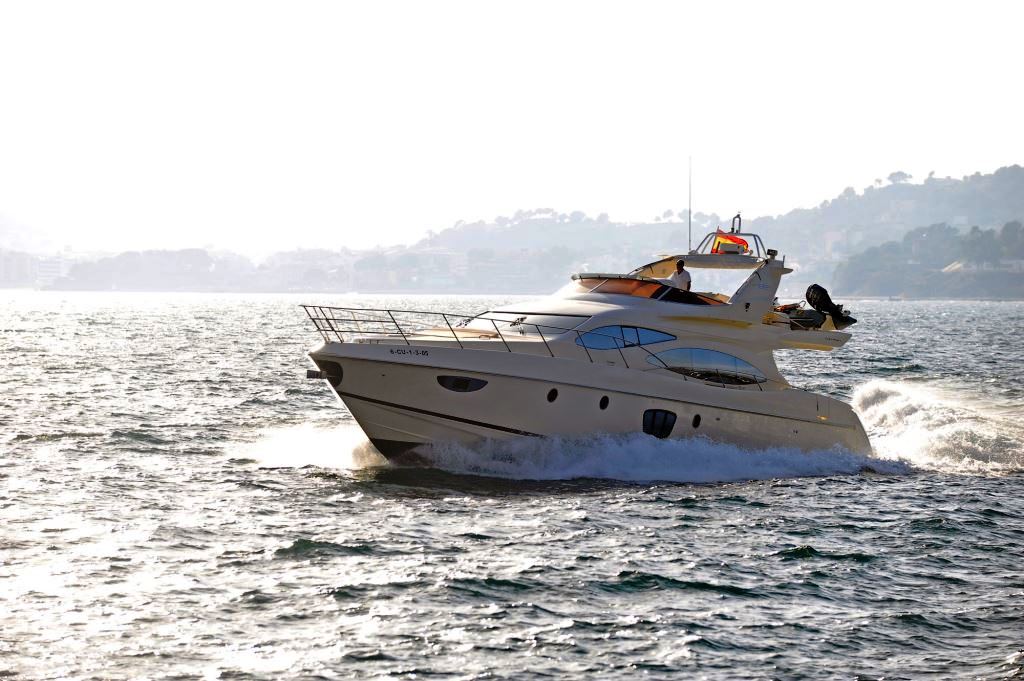 Yacht AZUCENA MARE -  Cruising.jpg