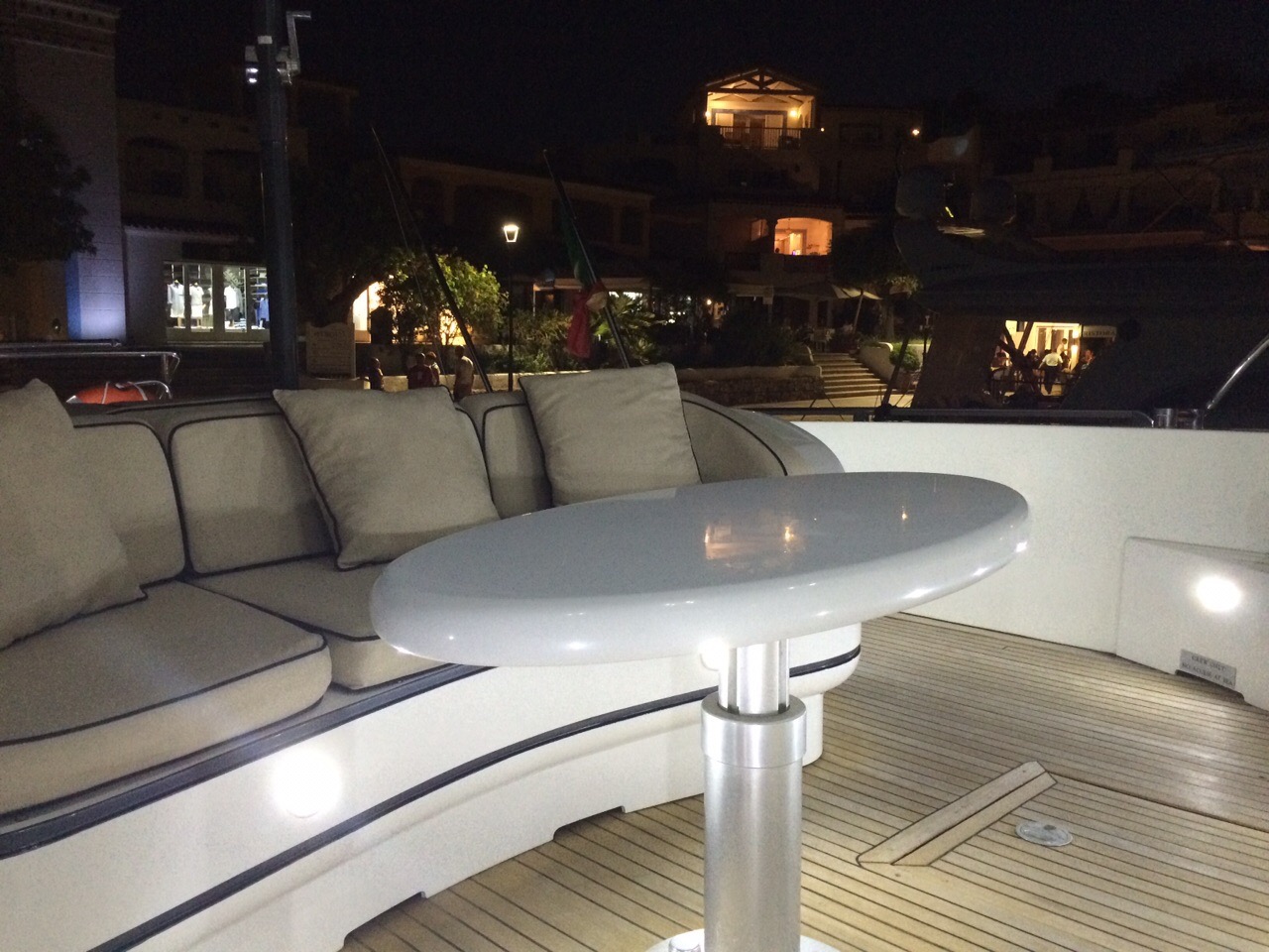 Yacht BIRD OF PREY - Aft deck.jpg