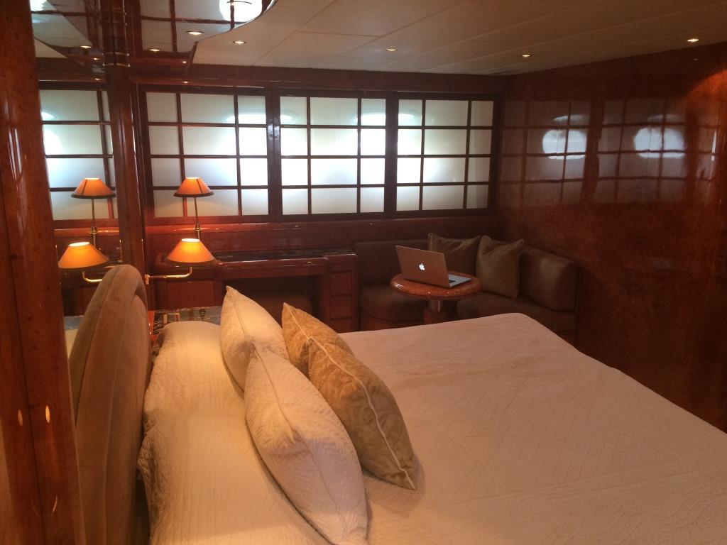 Yacht BIRD OF PREY - Master view.jpg