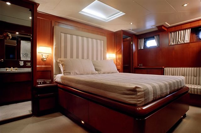 Yacht BLUE LADY -  Master Cabin.jpg