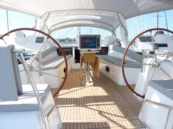 Yacht BLUE PASSION -   Cockpit.jpg