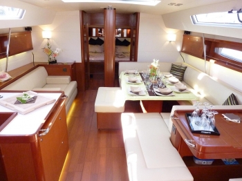 Yacht BLUE PASSION -   Salon 2.jpg