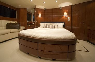 Yacht BLUE QUEST - Master Cabin.jpg