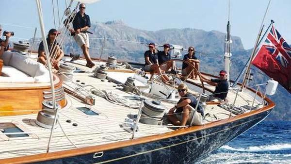 Yacht BOLERO -  Sailing.jpg