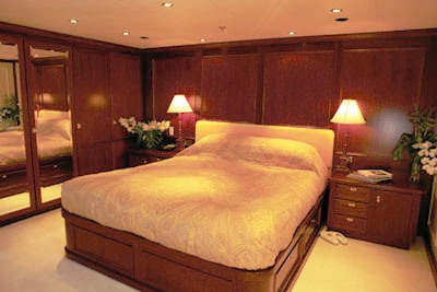 Yacht Big Aron Guest Cabin.jpg